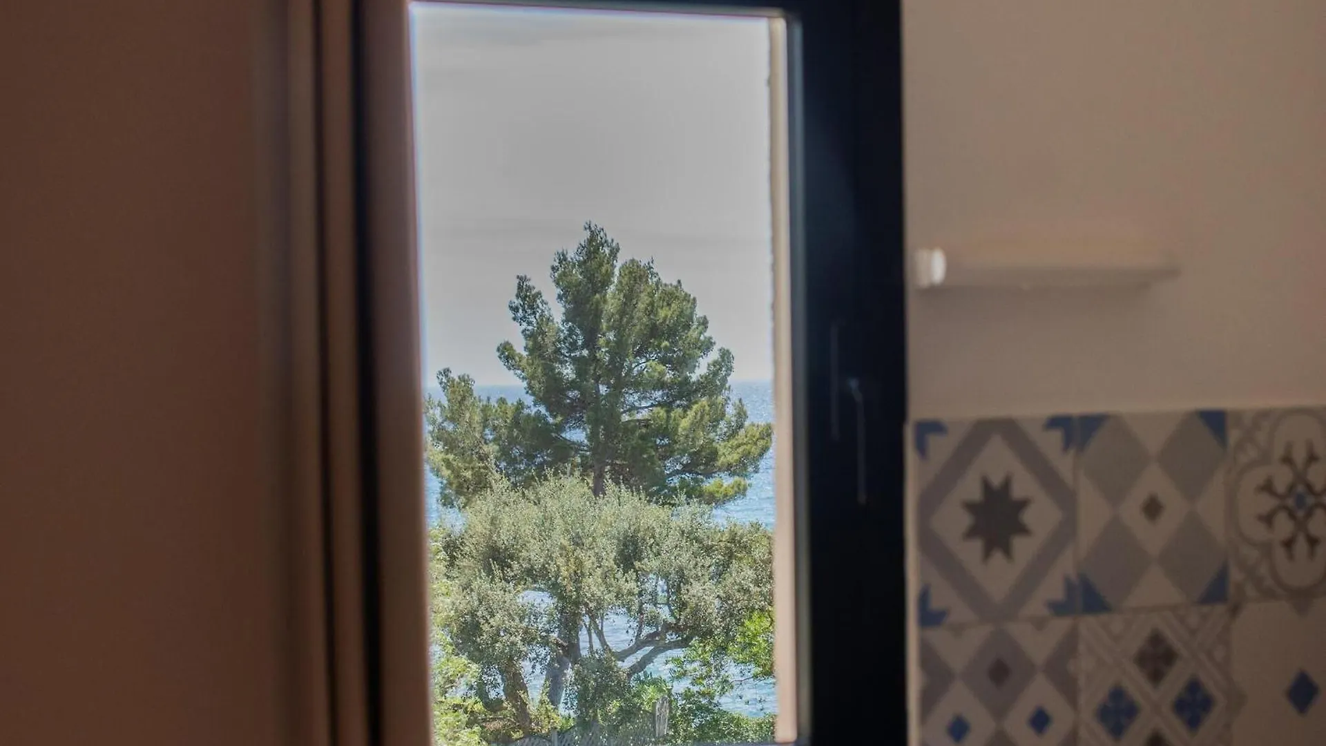 Apartment 2 Room Holiday Flat With Sea View In Residence Du Bailli Rayol Canadel Sur Mer